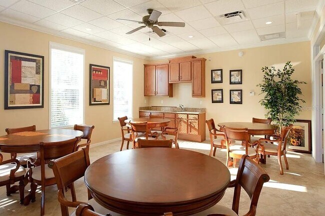 Building Photo - 7879 SW 80th Dr