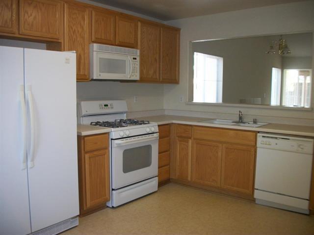 Building Photo - 642 Kensington Cir
