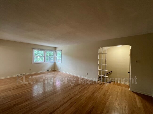 Building Photo - 1691 NW 85th St