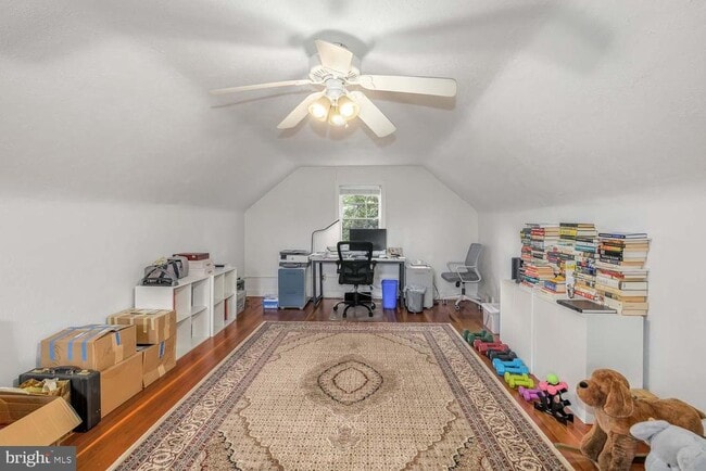 Building Photo - 3209 Thornapple St