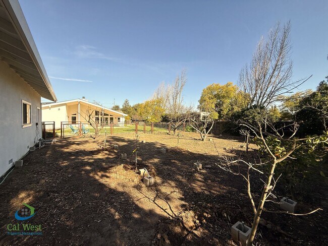 Building Photo - Coming Soon! $5995 - Spacious Remodeled 4 Bed 2.5 Bath Home on 1/2 Acre Lot in Cambrian Park/Grea...