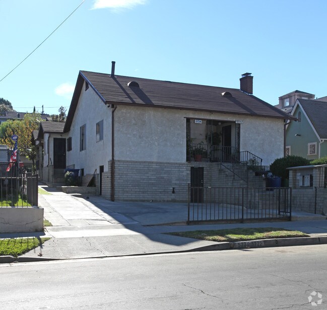 Primary Photo - 5722-5724 Aldama St