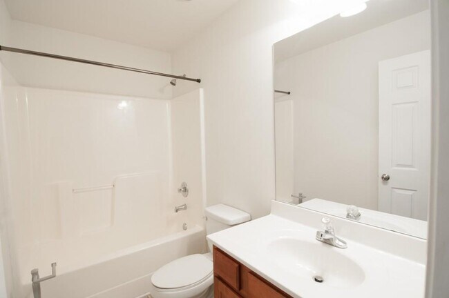 Building Photo - 267 Grenier Terrace NE