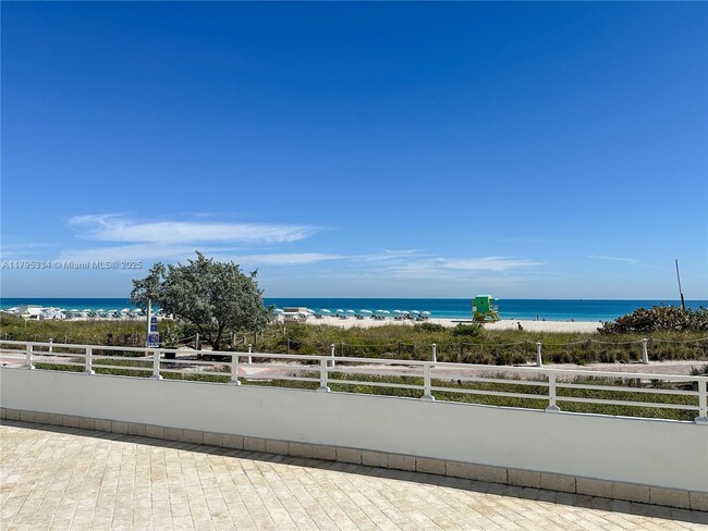 Building Photo - 345 Ocean Dr