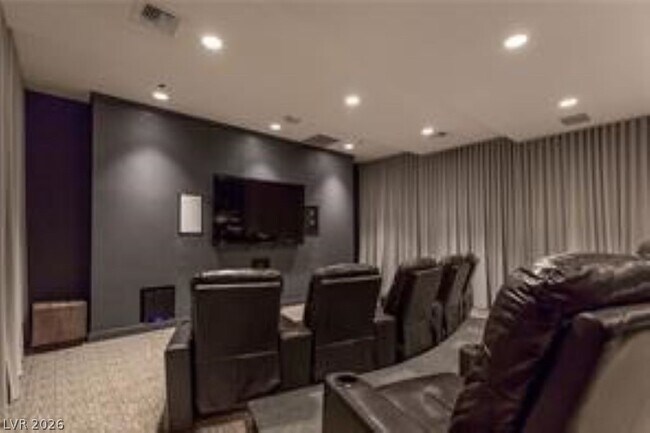 Building Photo - 4525 Dean Martin Dr