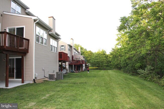 Building Photo - 507 Quincy St