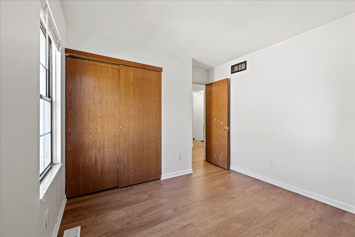 Bedroom 3 - 1600 Rock Creek Dr