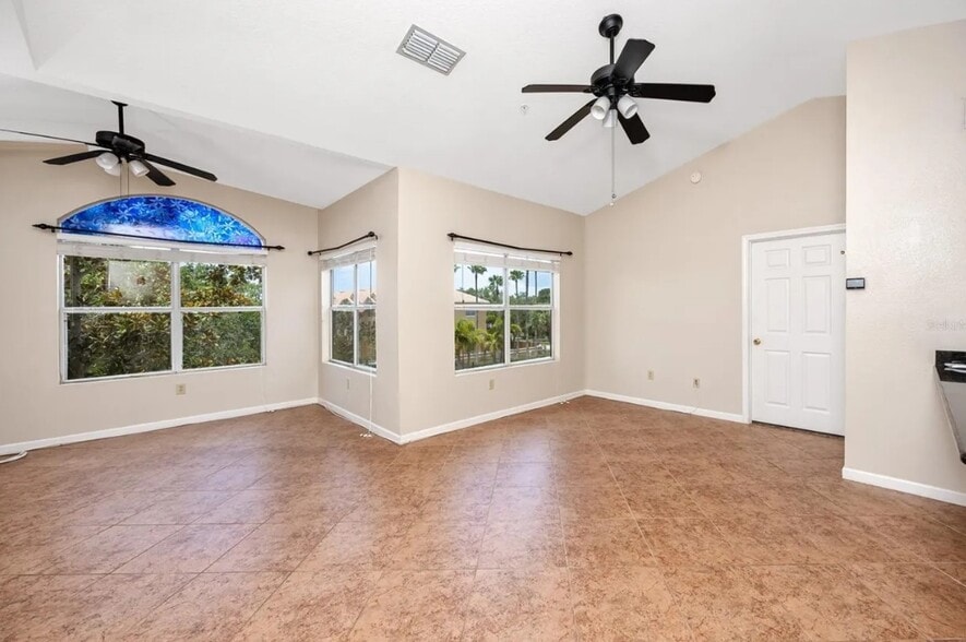 Building Photo - 10764 70th Ave