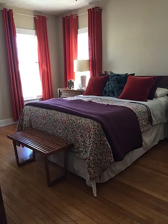 Building Photo - 321 Charles Avenue Southeast