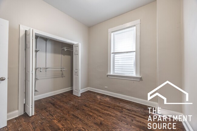 Building Photo - 4849 N Seeley Ave