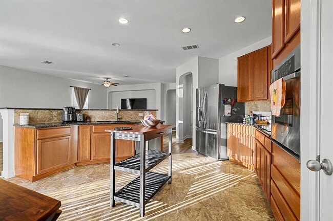 Building Photo - 817 Oatmeal Drive