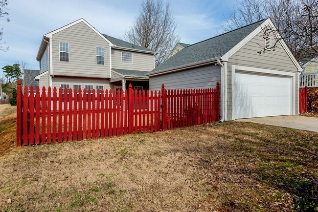 Building Photo - 613 Brookwater Dr