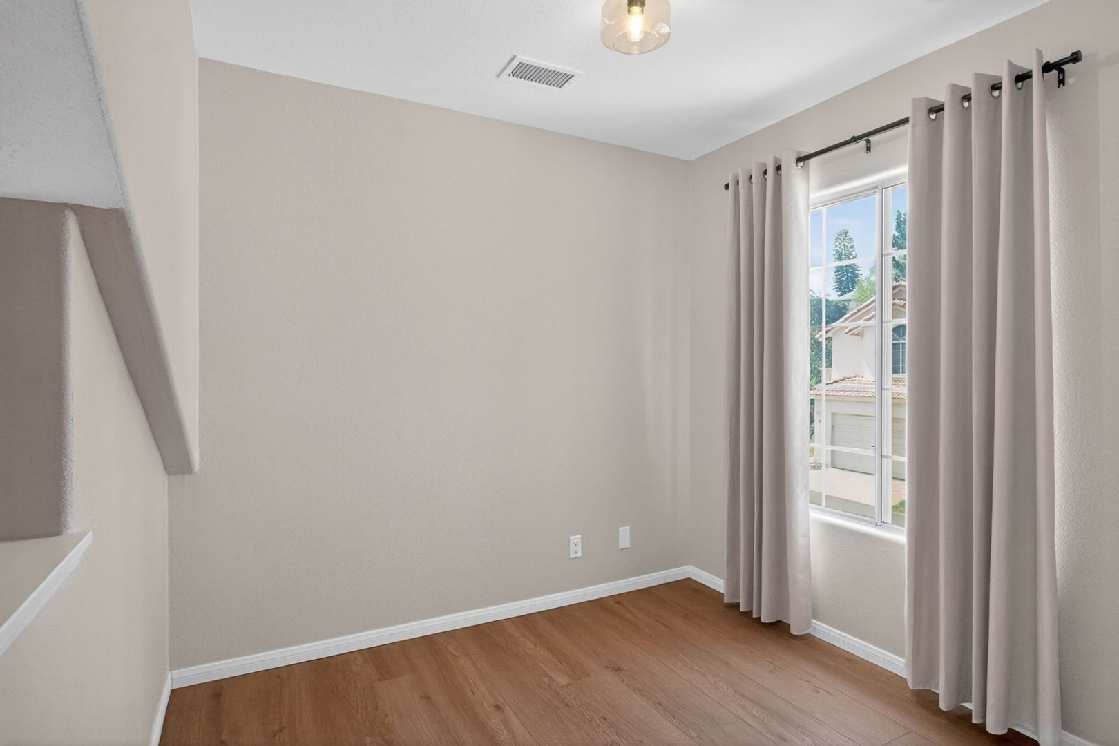 Building Photo - 2111 Rebecca Way