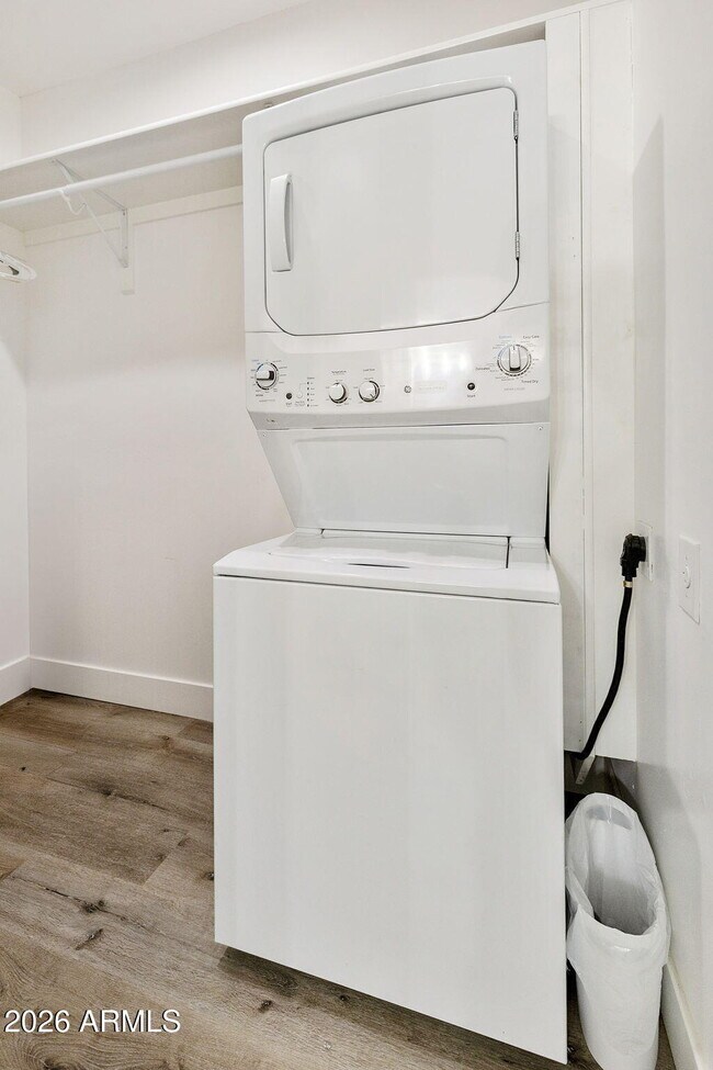 Building Photo - 3912 S Kyrene Rd