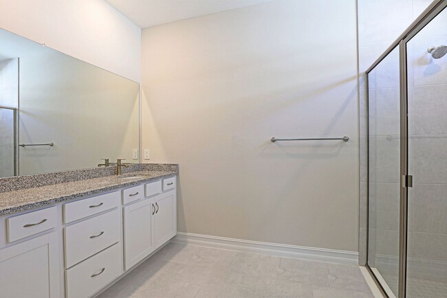 Building Photo - AVAILABLE NOW BRAND NEW!!