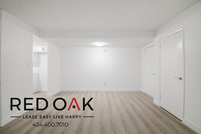 Building Photo - 1500 S Gramercy Pl