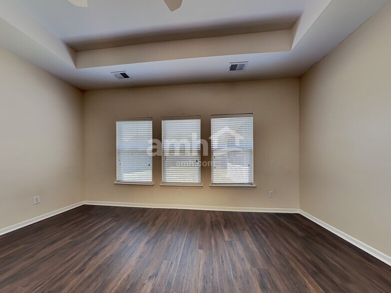 Building Photo - 9469 Bethsaida Ct