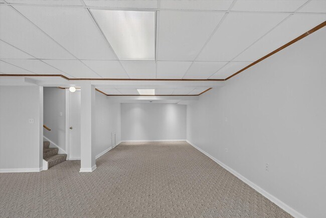 Building Photo - 533 Cherry Hill Ct