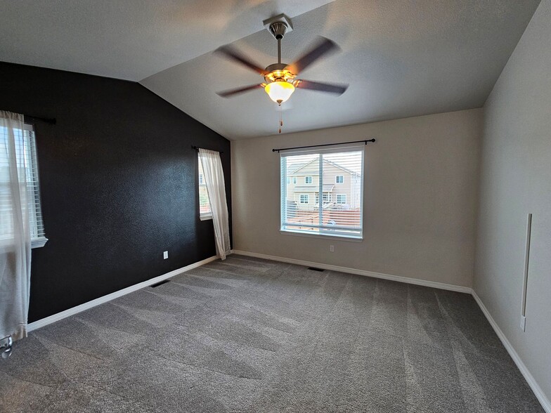 Building Photo - 13256 Park Meadows Dr