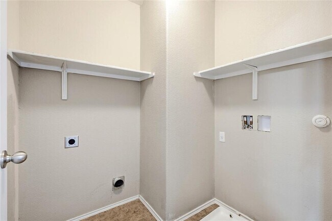 Building Photo - 11525 Autumn Ash Dr