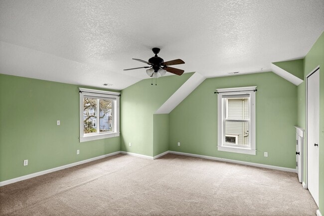 Building Photo - URBAN UPDATED 4 Bedroom/3 Bath CRAFTSMAN S...