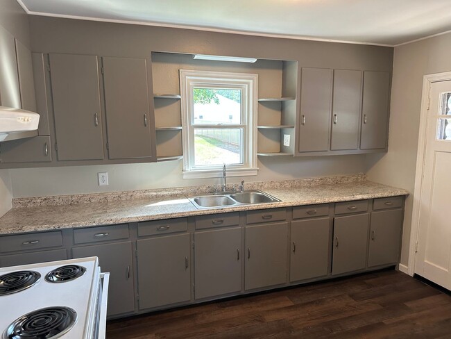 Building Photo - 1116 Cornelia Cir