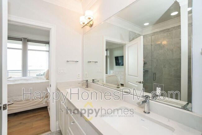 Building Photo - 118 Cooper River Dr