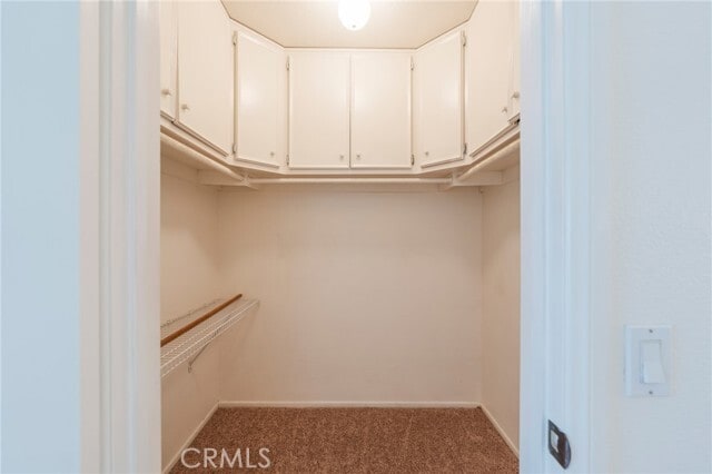 Building Photo - 9769 Hampton Ct