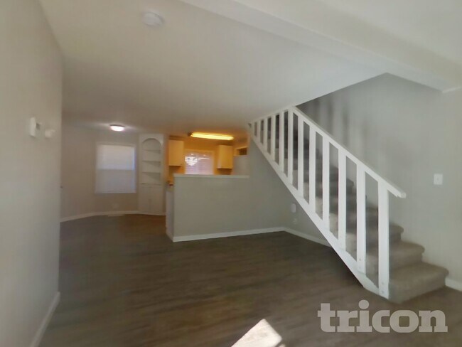 Building Photo - 1165 Buena Vista Ave