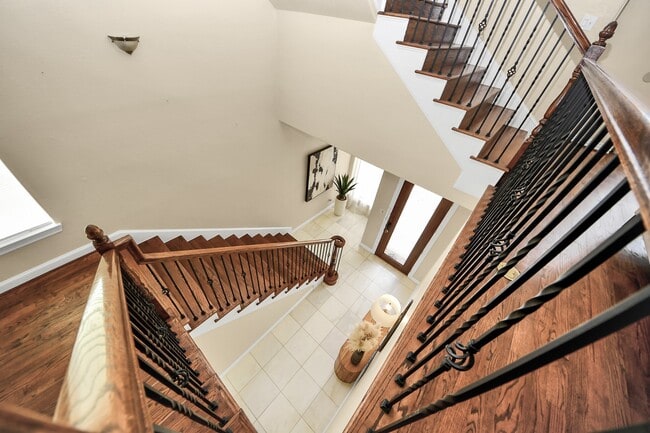 Building Photo - 3507 Jackson St