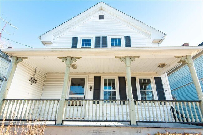 Building Photo - 21 Congdon Ave