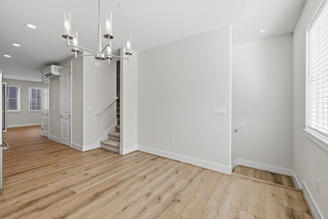 Building Photo - 13364 NE 175th Pl