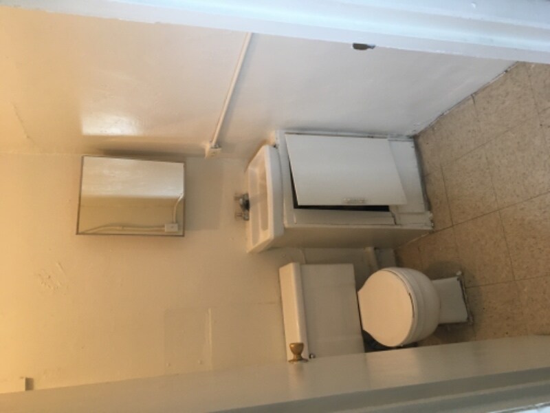 Building Photo - 612 N Dallas St