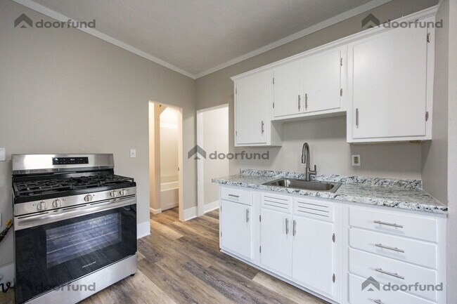 Building Photo - 3 Lyman St