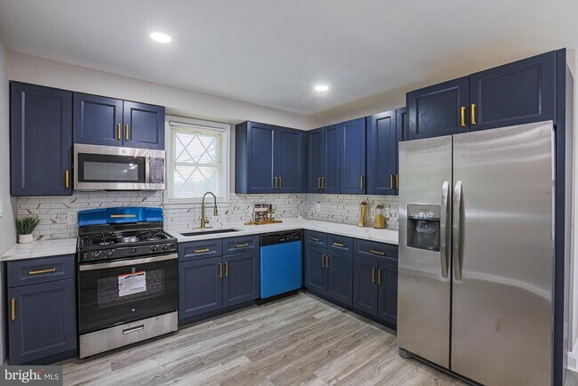 Building Photo - 5809 Eurith Ave