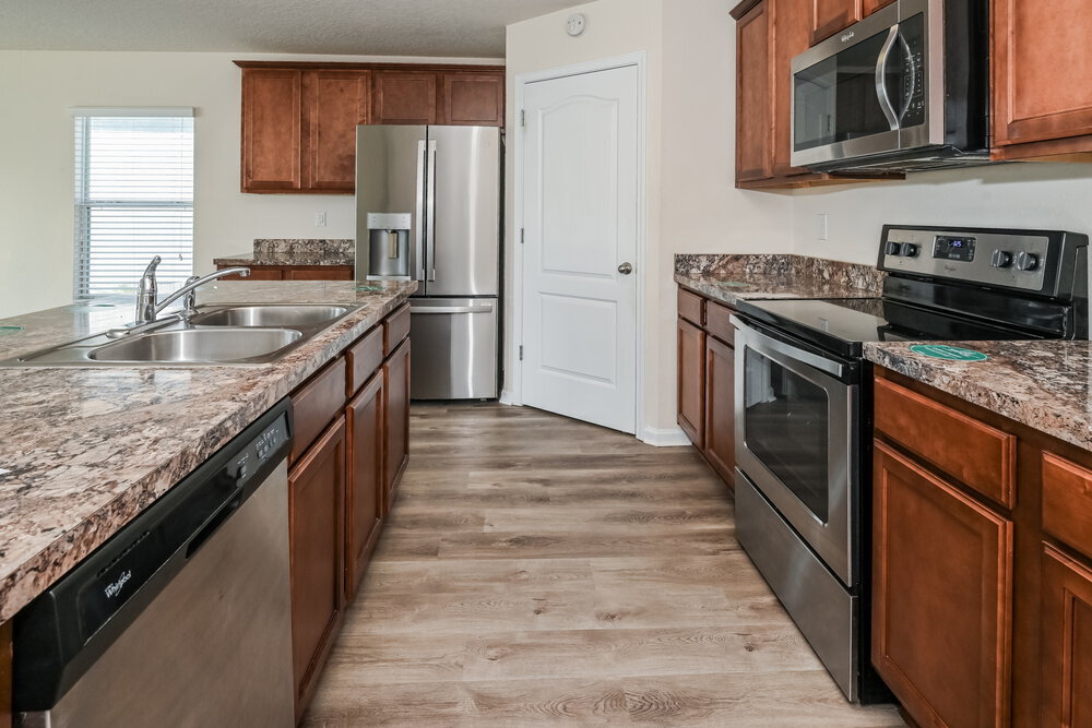 Building Photo - 1944 Rock Springs Way