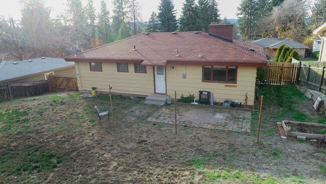 Building Photo - ***MOVE IN SPECIAL 1/2 OFF FIRST FULL MONT...