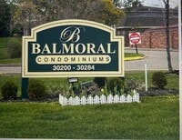 Building Photo - 30252 Southfield Rd