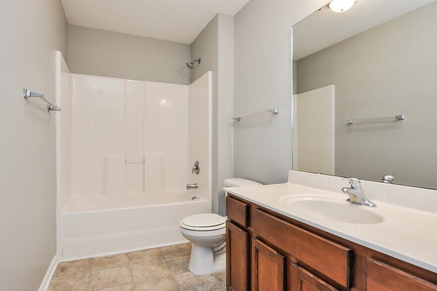 Building Photo - 5045 Stonewood Pines Dr