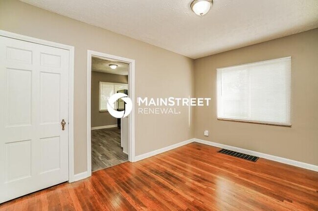 Building Photo - 3 Bedroom Pet-Friendly Home in Columbus, O...