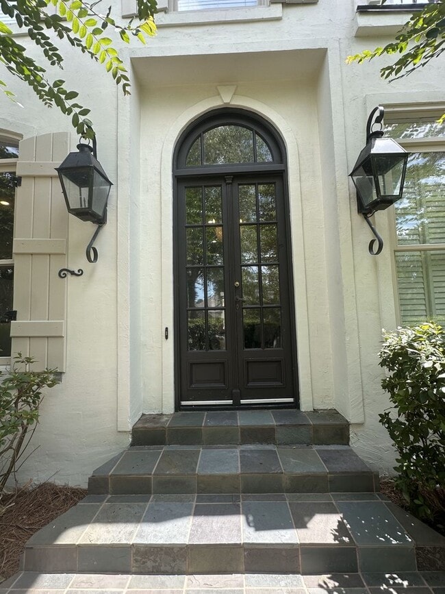 Building Photo - 105 Broadfoot Cir