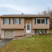 Building Photo - 536 Hyatt Ave