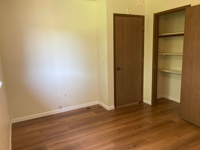 1st Bedroom - 3898 Rohnerville Rd