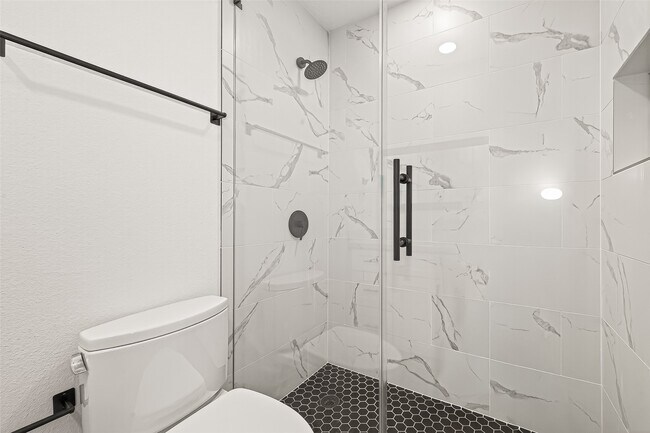 Building Photo - 11434 Loyola Dr