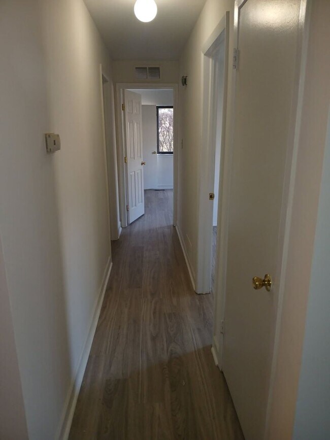 Building Photo - NORTH WALES 2BR WOOD HOLLOW CONDO AVAIL. IMMEDIATELY!