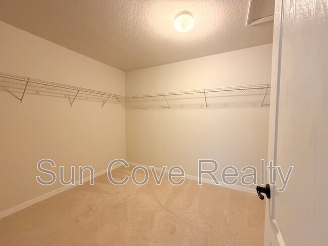 Building Photo - 14112 Poke Ridge Dr