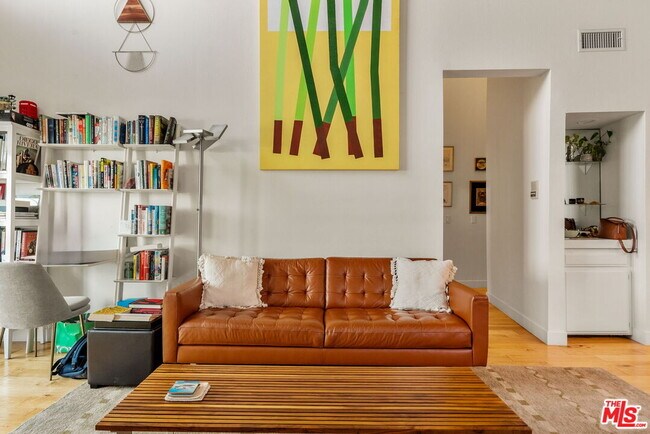 Building Photo - 3988 Beethoven St