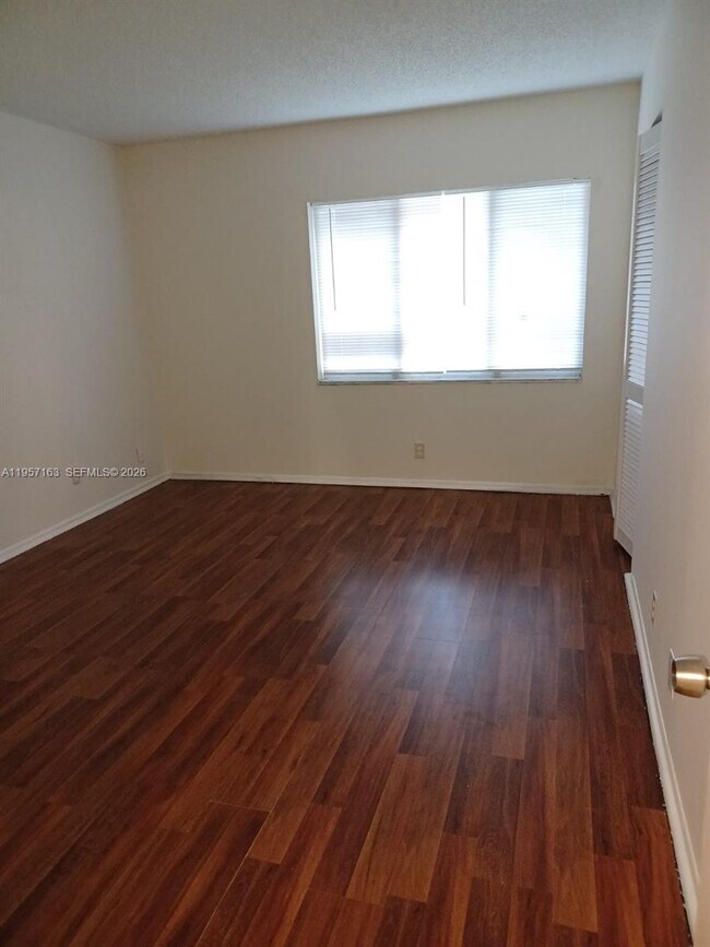 Building Photo - 5820 NW 21st St