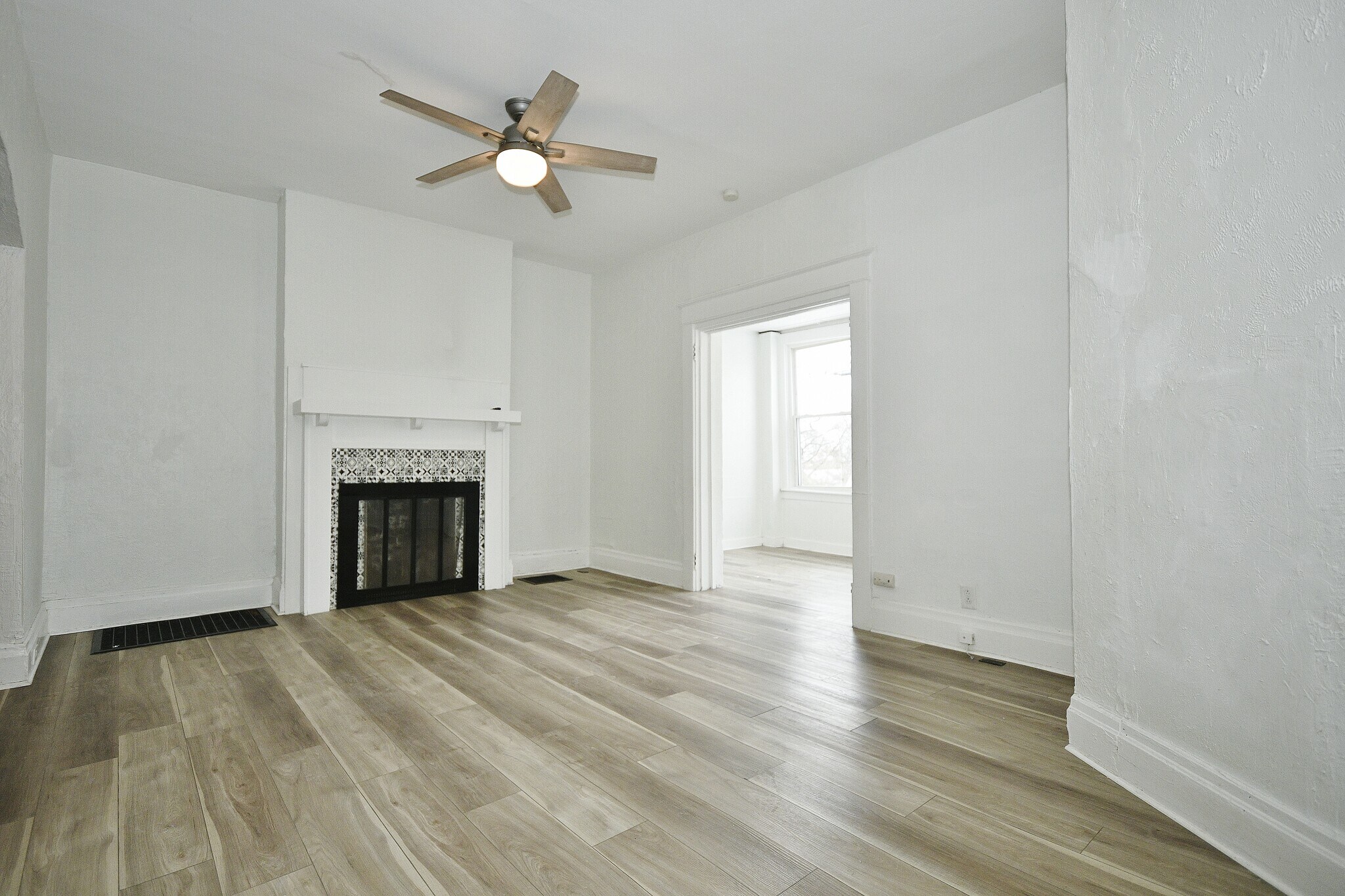 Building Photo - 2611 Voelkel Ave