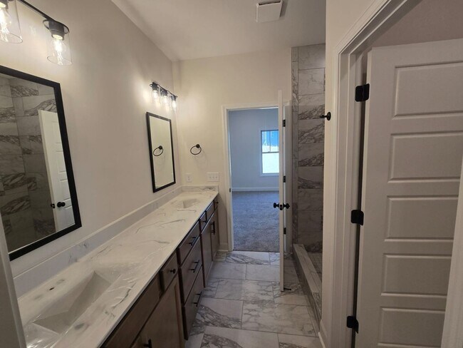 Building Photo - New Construction Ruby Floor Plan Near Exit 4